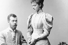 Nicolae al II lea şi Alexandra: iubirea interzisă a ultimilor Romanovi png