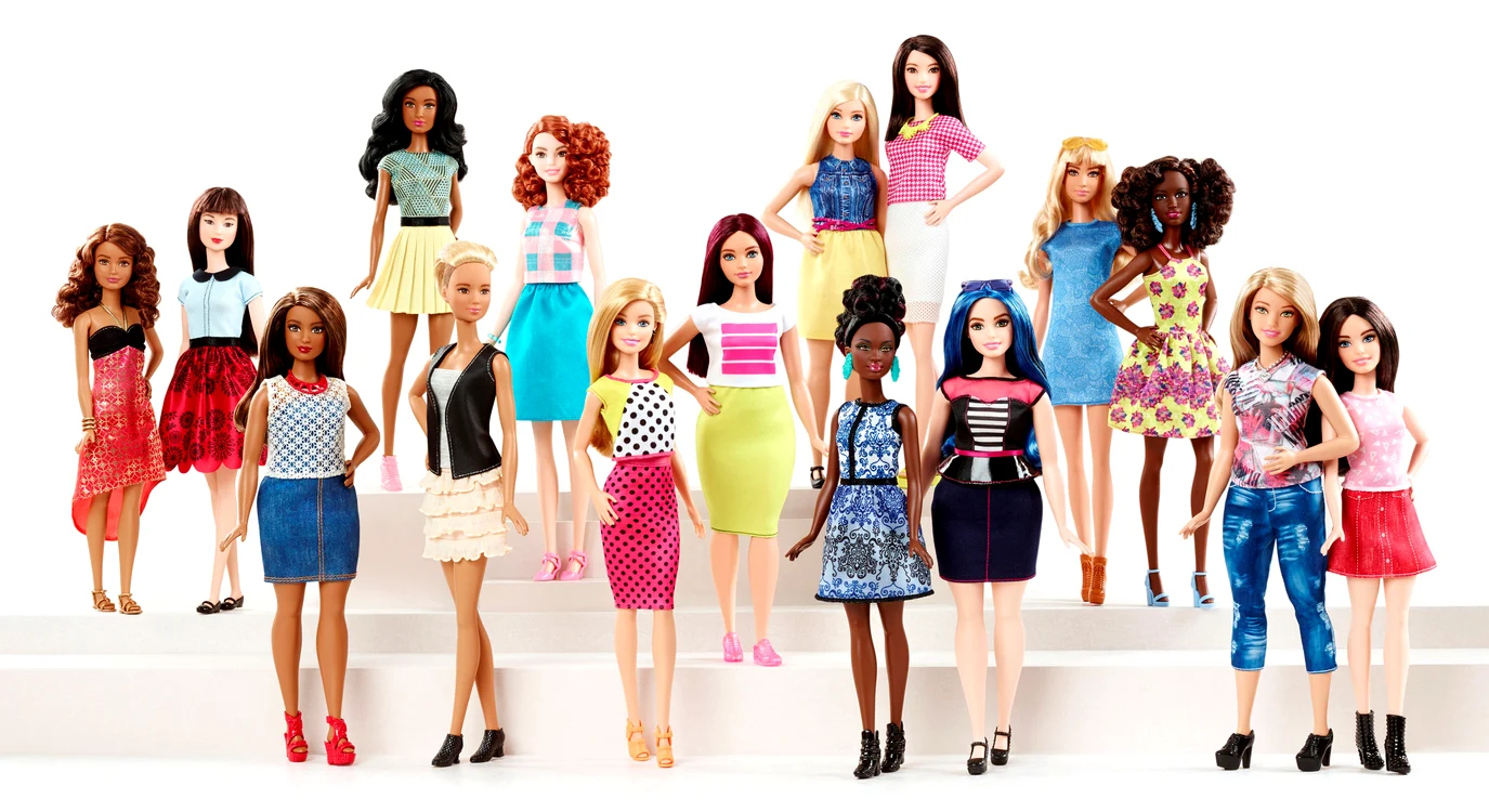 Noile Barbie, de culori, înălţimi şi dimensiuni diferite, au fost lansate la final de ianuarie – se încheie astfel o tradiţie veche de 56 de ani, care avea în centrul ei o Barbie înaltă, zveltă, „ireal” de perfectă
