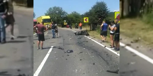 5d32ee2b892c0bb0c6a75f25 jpg