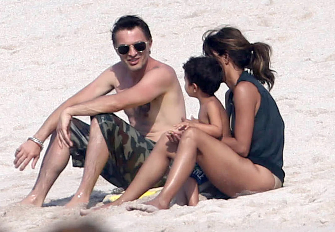 
    Olivier Martinez și Halle Berry au anunțat că se despart în luna octombrie, anul trecutfoto: Hepta  