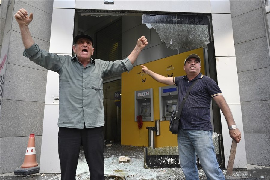 Libanul a rămas fără energie electrică din cauza neplății datoriilor către operatorul a două termocentrale