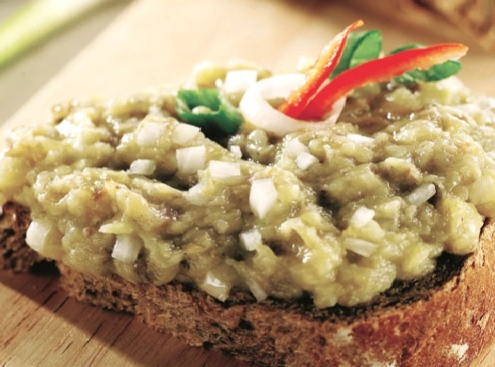 Salata de vinete, un preparat adorat de români. Foto: arhiva.
