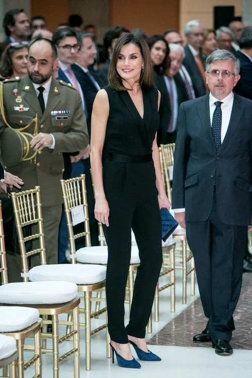Queen Letizia of Spain Delivers Literature awards jpeg