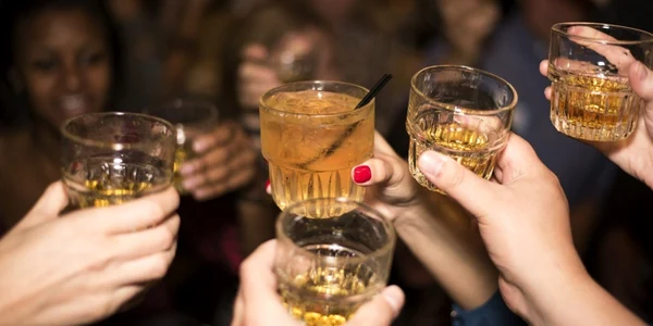 club distractie alcool foto pixabay