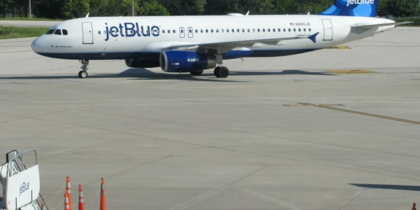 Avion Jet Blue