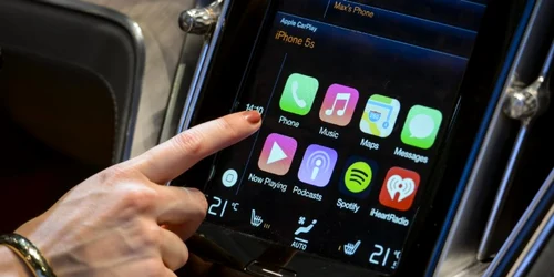 apple car play foto afp