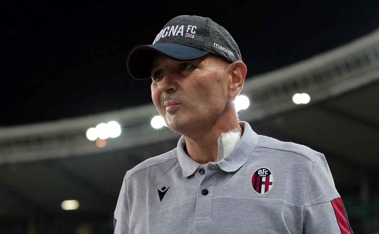 Sinisa Mihajlovic a antrenat la Bologna chiar și bolnav. Foto EPA EFE