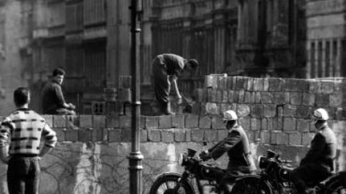 Germania de Vest intenţiona să vândă partea sa din Berlin jpeg