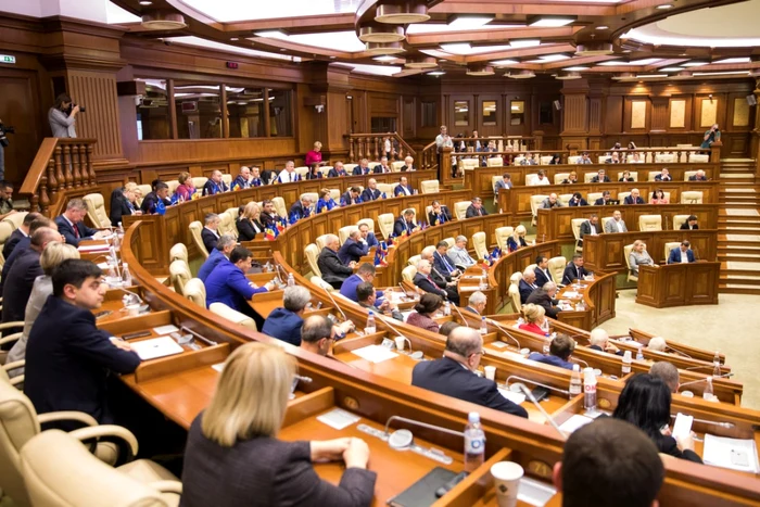 Parlament Moldova