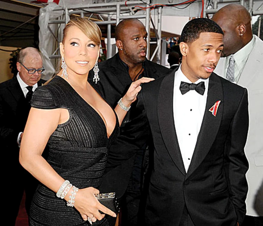 
    Nick Cannon şi Mariah Carey s-au  căsătorit în anul 2008 şi au avut o căsnicie fericită până ce cântăreaţa a început să-l suspecteze permanent că o înşală. Ei sunt părinţii gemenilor Moroccan şi Monroe, în vârstă de 3 ani.foto: reuters  
