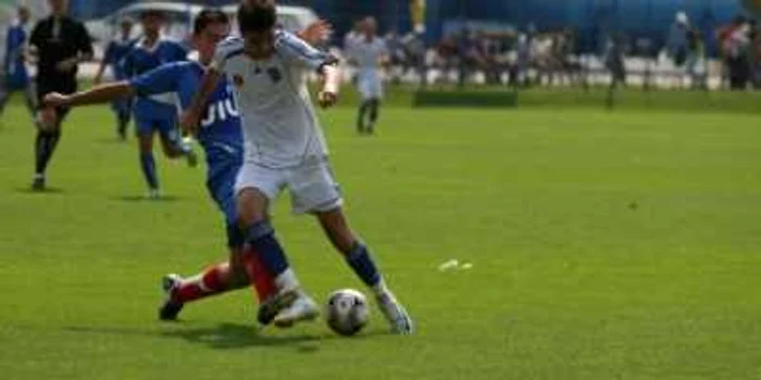 Craiova: Liga a III-a / Universitatea II a pierdut şi cu Papură pe bancă