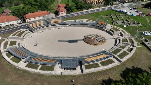 Amfiteatrul roman de la Ulpia Traiana Sarmizegetusa, redeschis publicului (© Consiliul Județean Hunedoara)