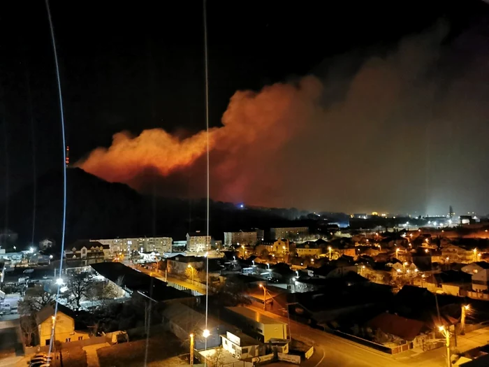 incendiu pietricica 1 30.11.2021 - foto