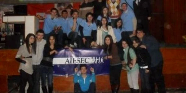 Membrii AIESEC, trup şi suflet în organizaţie