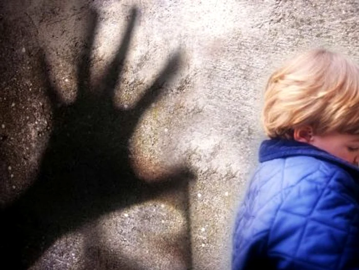 
    Băiatul a fost agresat mai bine de doi ani  