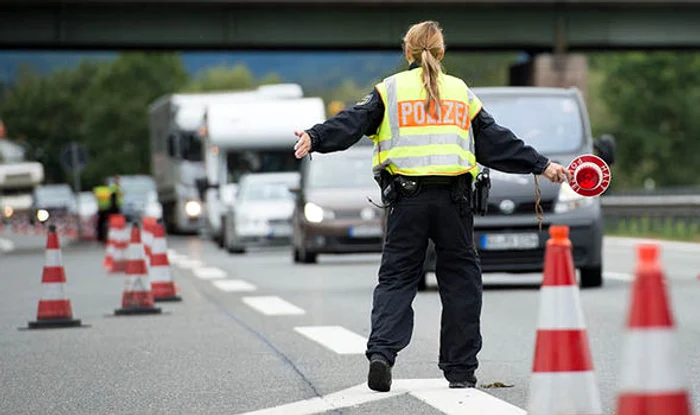 Polițistă în Germania FOTO trans.info.ro