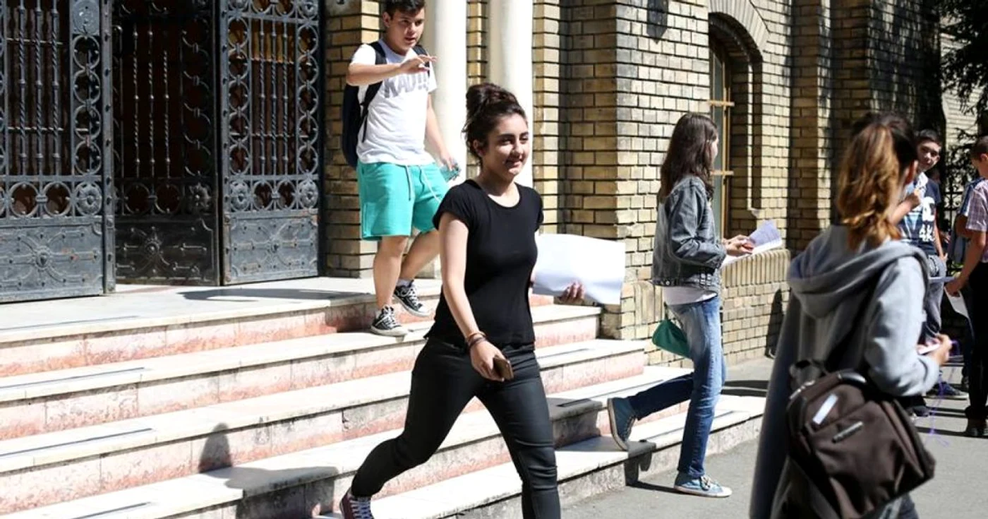 Elevii află astăzi rezultatele parţiale la Capacitate