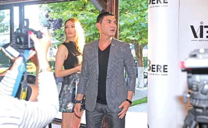 
    În august 2018,  când a fost  eliberat din  pușcărie,  Borcea a fost  așteptat de  Valentina  