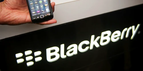 Utilizatorii BlackBerry nu şi-au putut folosi aparatele trei zile