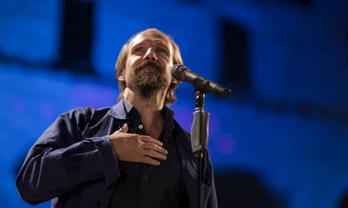 ayfbpy3ccae ph8 jpg large jpeg