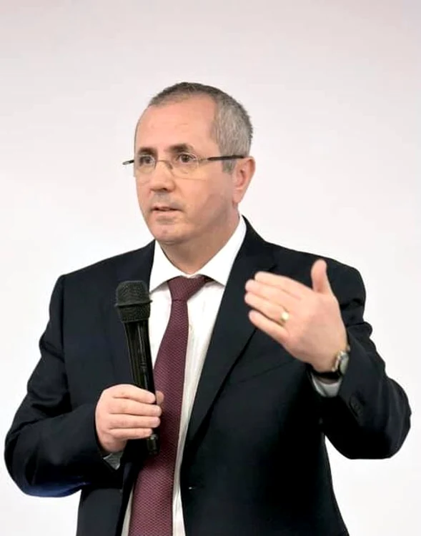 
    Daniel Coriu, președintele Colegiului Medicilor, propune măsuri extreme pentru colegii săi care propagă în spațiul public informații false despre vaccin  