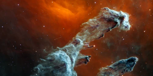 O nouă imagine cu Stâlpii Creației realizată de telescopul James Webb FOTO: NASA