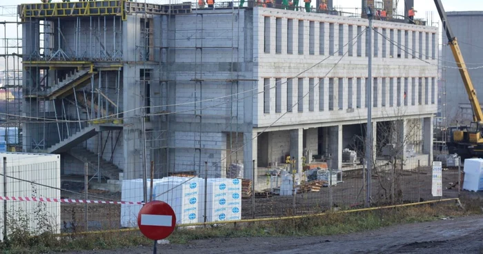 Parcele din zona viitorului centru de afaceri vor fi cedate investitorilor care aduc locuri de muncă. FOTO: Daniel Guţă.