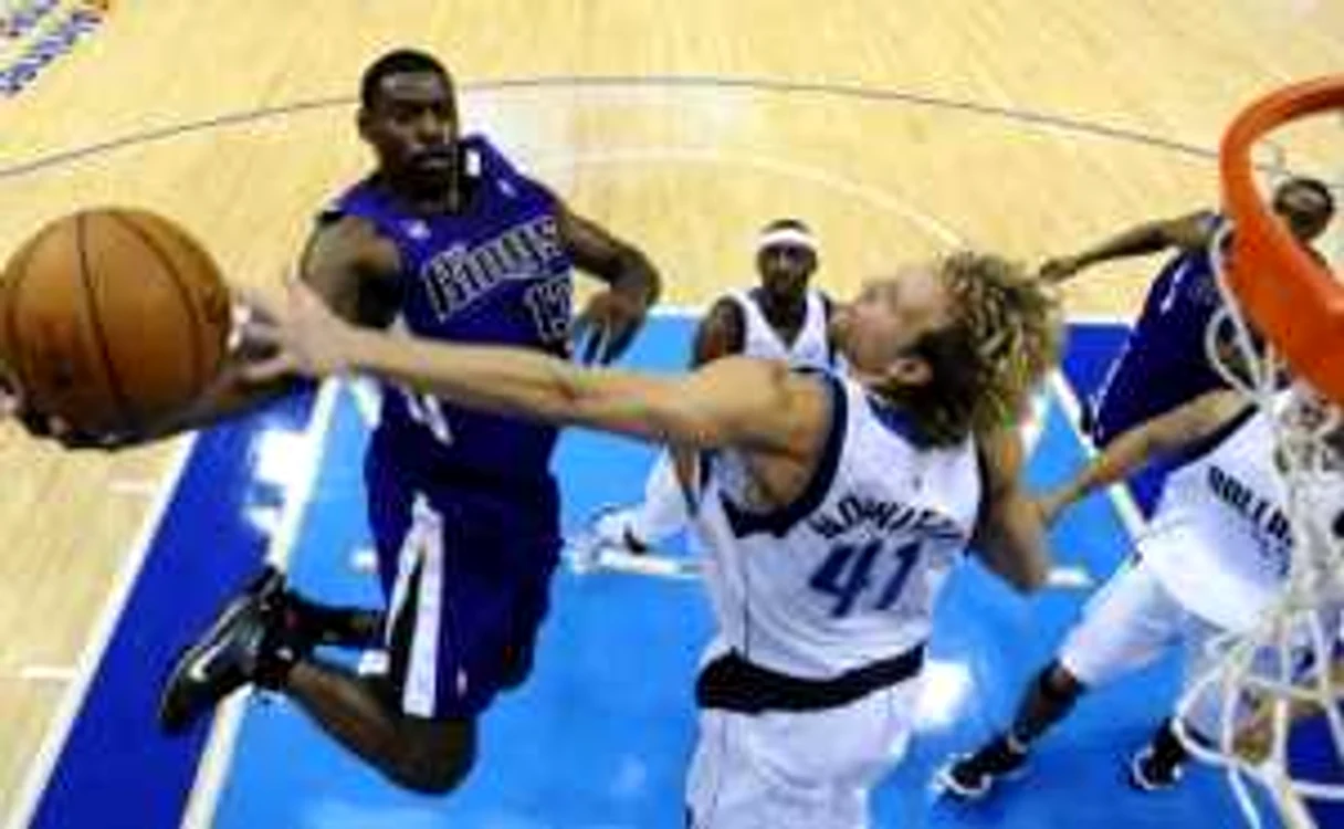Evans (la minge) a fost imperial în meciul cu Chicago Bulls