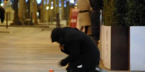 Cersetorii nu mai au voie pe Champs-Elysees