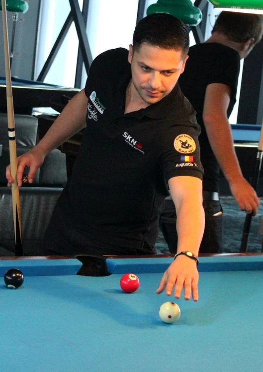 Augustin Viziru a participat la Campionatul naţional de biliard în 2006