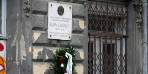 Plăcuţă comemorativă la casa lui generalului Klapka