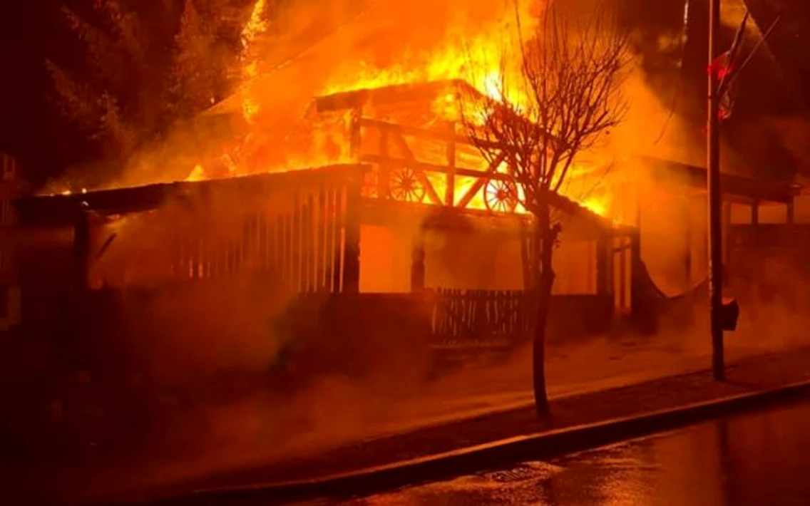 incendiu lupeni foto isu hunedoara