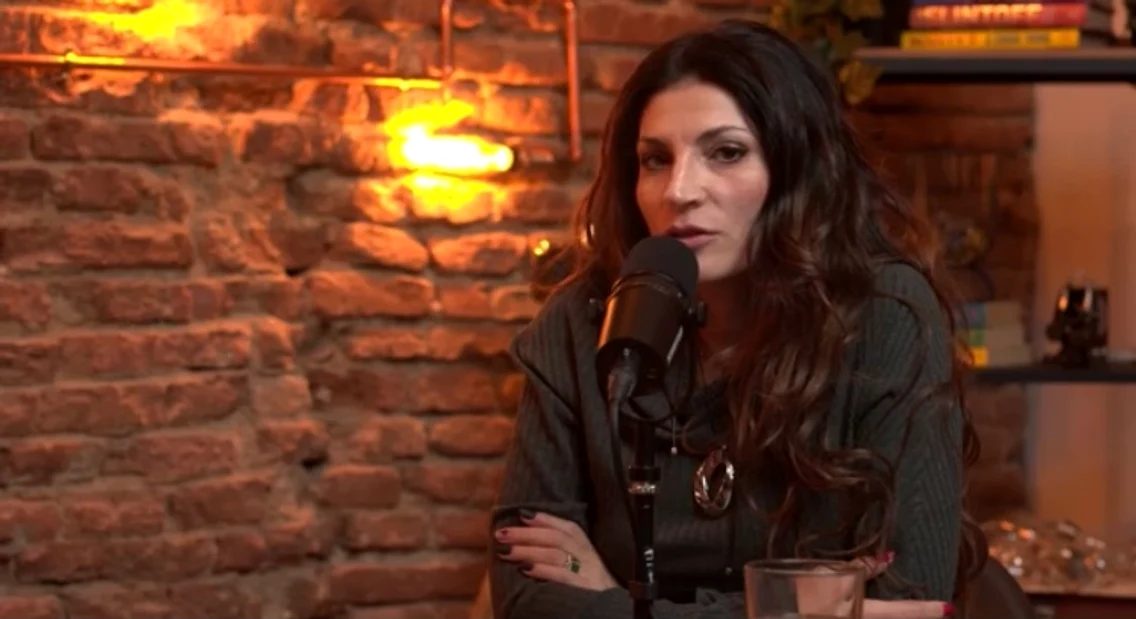 Ioana Ginghină, invitată in podcastul Universul parental sursa YouTube 