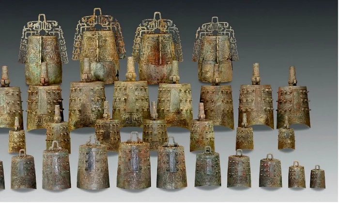 Clopotele de bronz descoperite în mormântul lui Qiu (© Cambridge Archaeological Journal (2026). DOI: 10.1017/s0959774326100651)