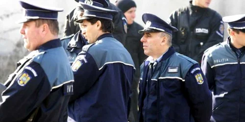 75 de candidaţi s-au înscris pentru un singur post în comuna doljeană Argetoaia