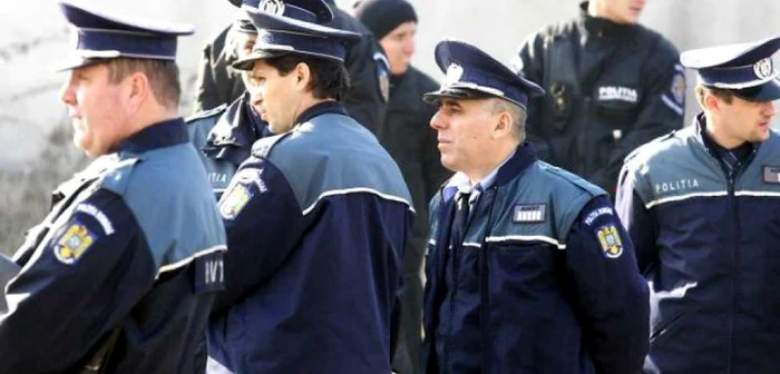 75 de candidaţi s-au înscris pentru un singur post în comuna doljeană Argetoaia Foto: Arhiva