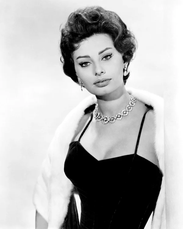 sophia loren 1958 gettyimages 479602879 jpg jpeg