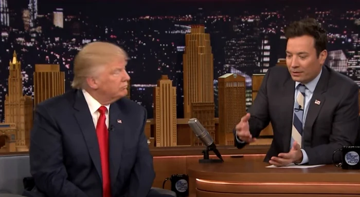 
    Donald Trump a fost din nou pus într-o ipostază comicăFoto captură/Youtube  