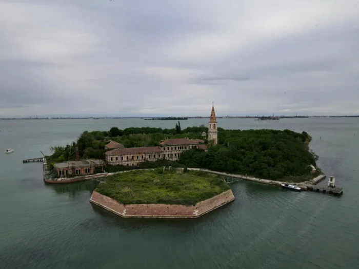 Insula Poveglia este interzisă publicului. Foto: Getty Images