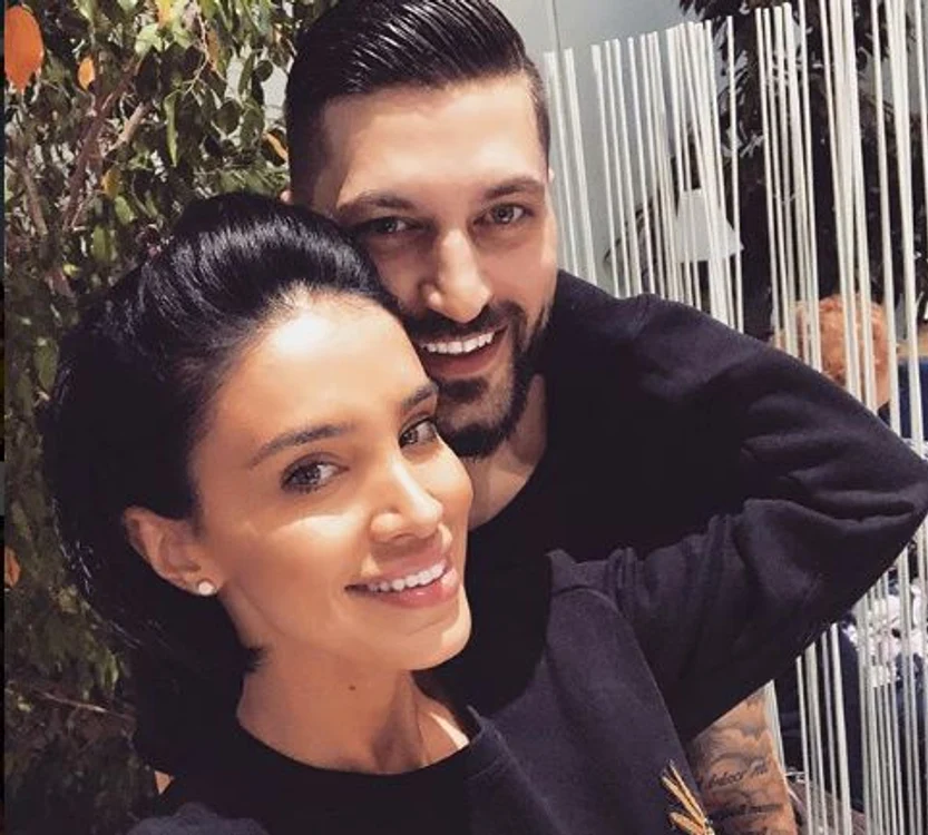 
    Adelina Pestrițu i-a făcut cadou logodnicului ei o vacanță în Dubai Foto Instagram  