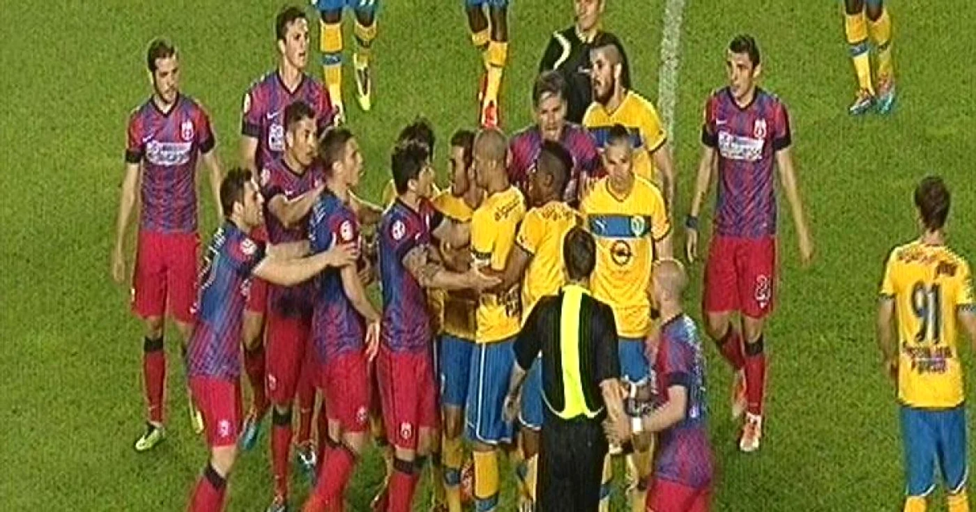 Meciul Petrolul - Steaua a avut multe faze tensionate