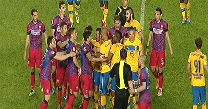 Meciul Petrolul - Steaua a avut multe faze tensionate