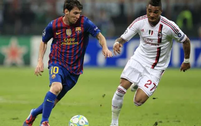 Messi (stânga), în duel cu Boateng * Foto: Reuters