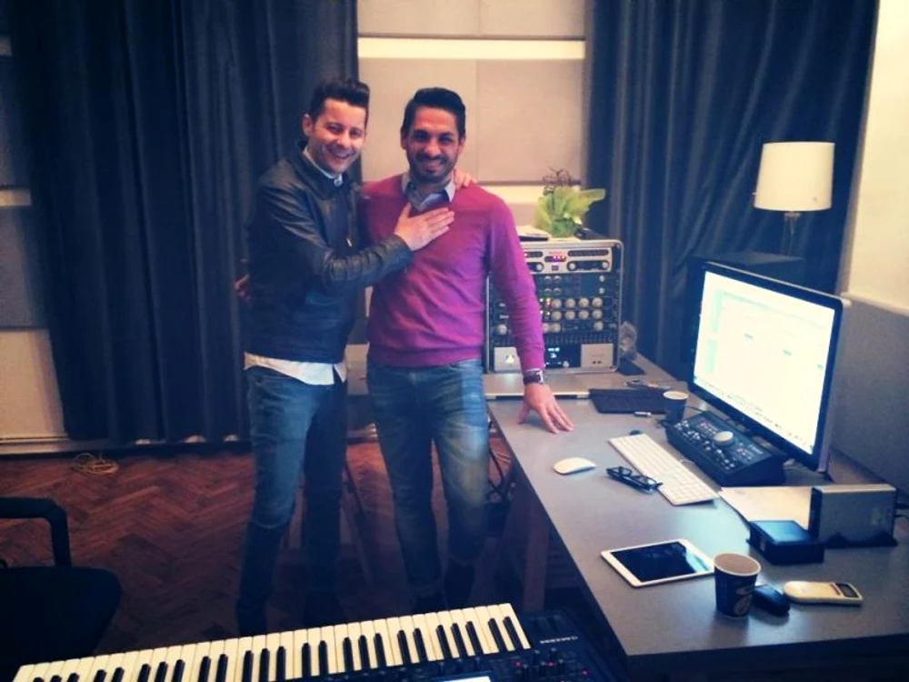 Marius Nedelcu îşi continuă cariera muzicală de succes şi după despărţirea de Akcent