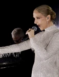 Celine Dion a cantat in deschidera Jocurilor Olimpice jpg
