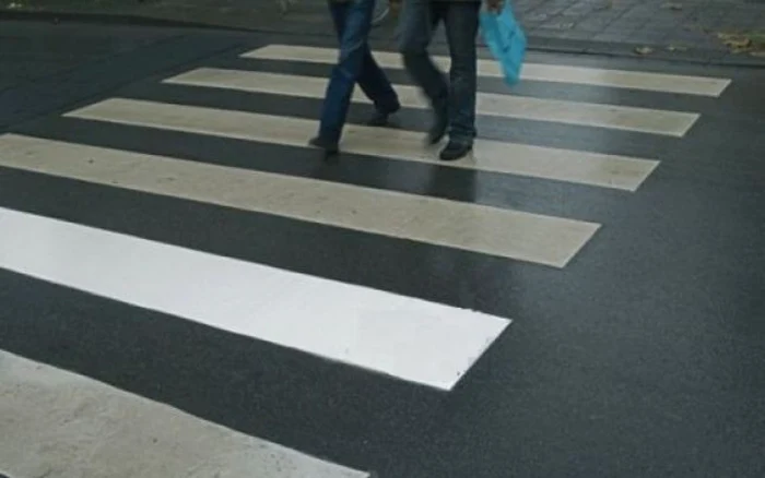Adolescentă accidentată pe trecerea de pietoni FOTO Arhiva Adevărul