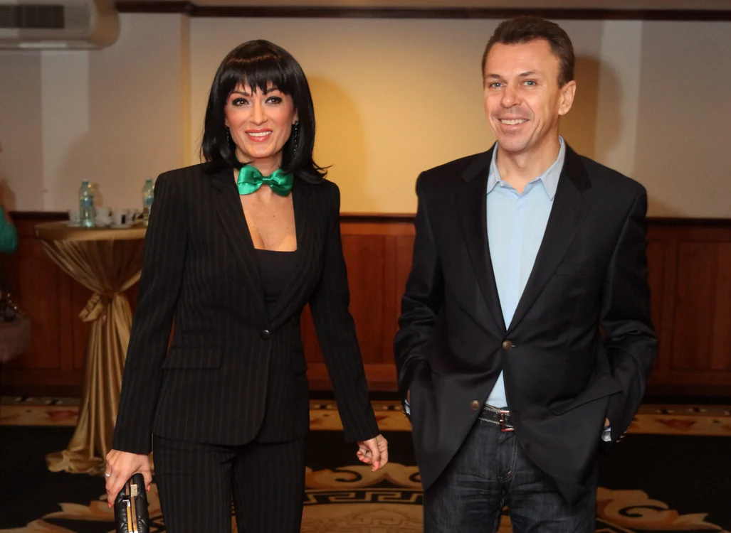 
    Anca Țurcașiu, alături de soț și fiul lorfoto: arhivă personală  