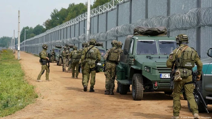 Grănicerii polonezi asigură frontiera cu statul vecin Belarus