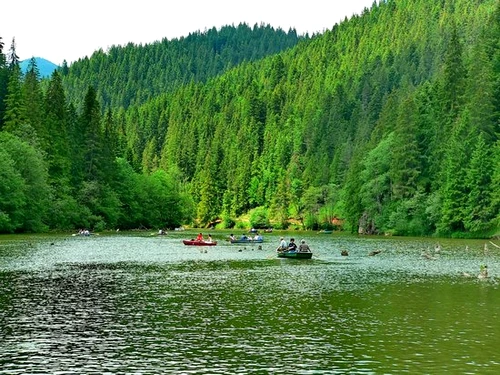 lacul%20rosu%201 jpg jpeg