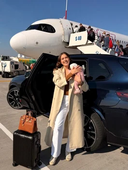 Emily Burghelea a rămas blocată în Mauritius, cu întreaga familie, din cauza închiderii spațiului aerian Foto: Instagram 